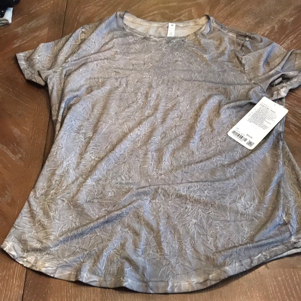 NWT lululemon 14 love crew top